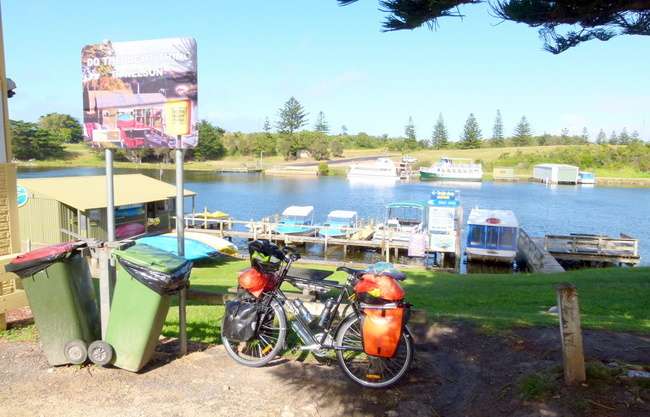 Welcome to Victoria, Cycling from Mt Gambier to Warrnambool