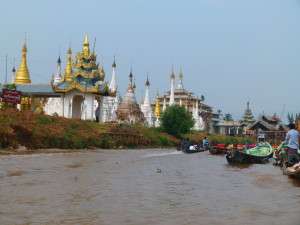 Myanmar photos - Temples - Inle Lake