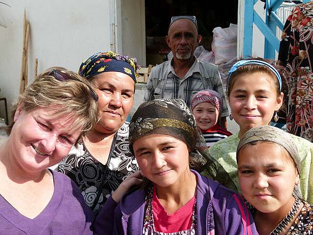 Market ladies Arslanbob