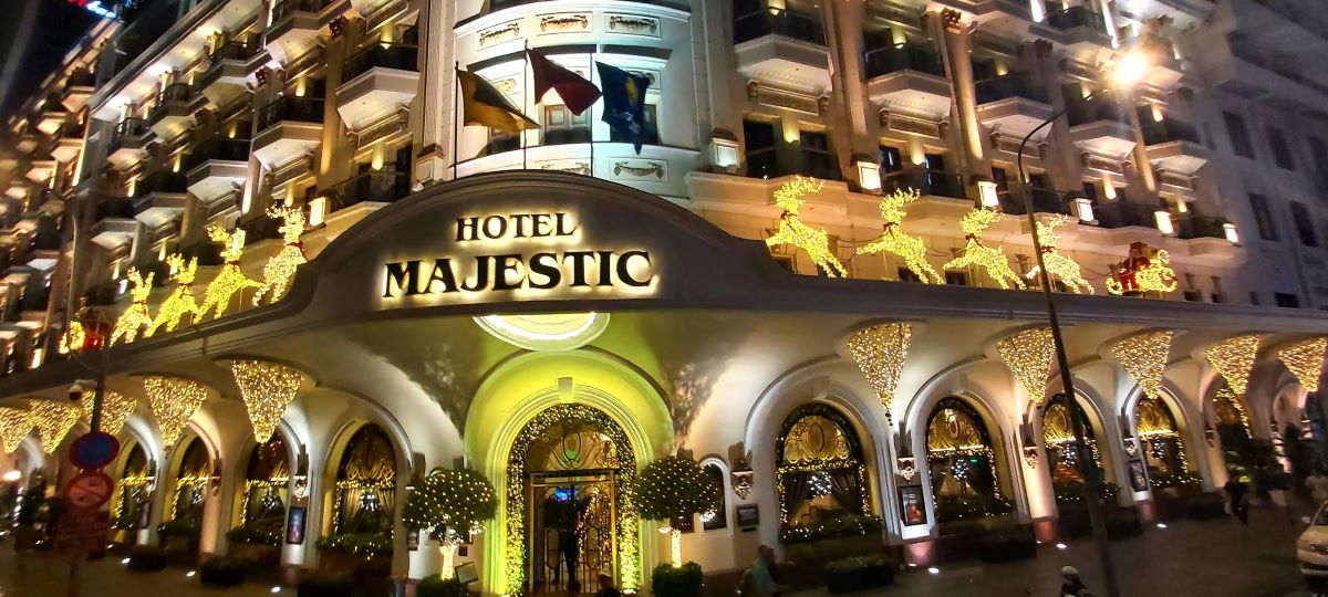 Photograph of the Hotel Majestic in Ho chi Minh city by night