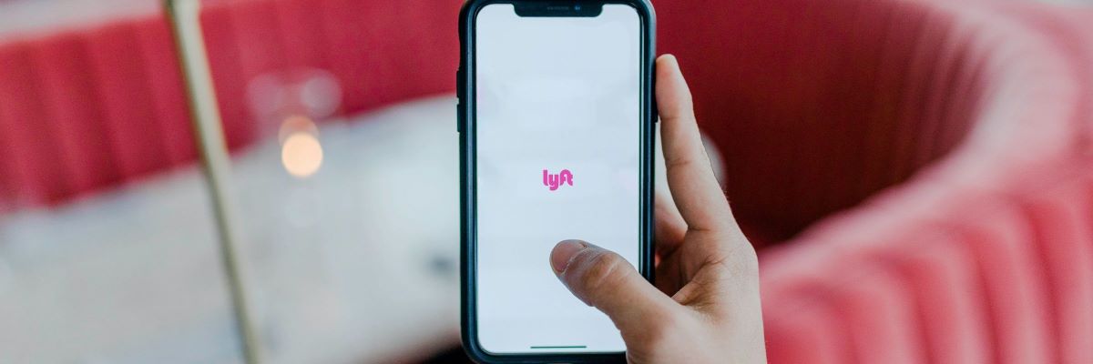 A picture showing someone accessing lyft on their phone